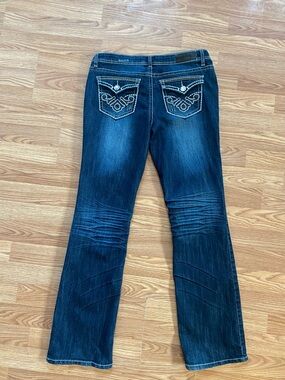 Women’s jeans Boot cut. Size 9/10
Twentyone Black (rue21)